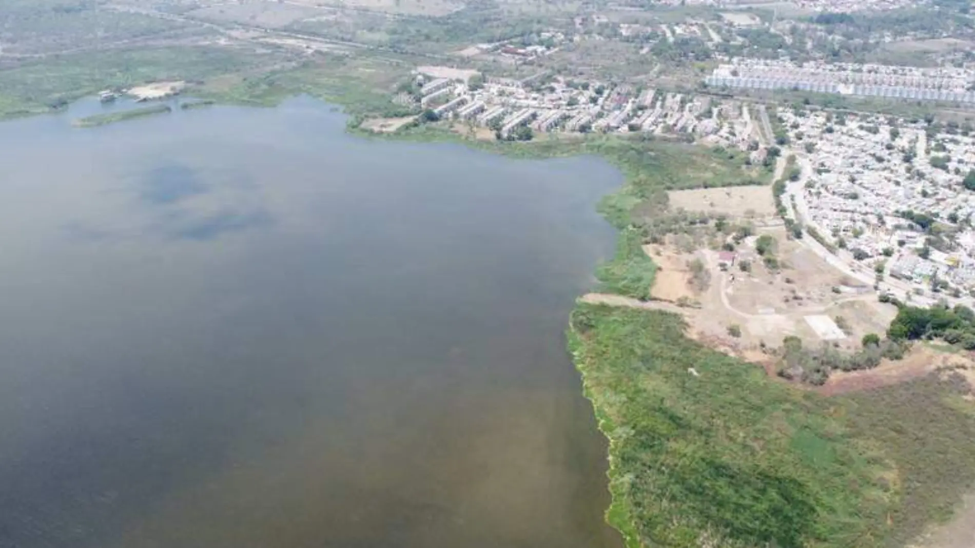 Lagunas de Tampico y la región pierden un centímetro al día